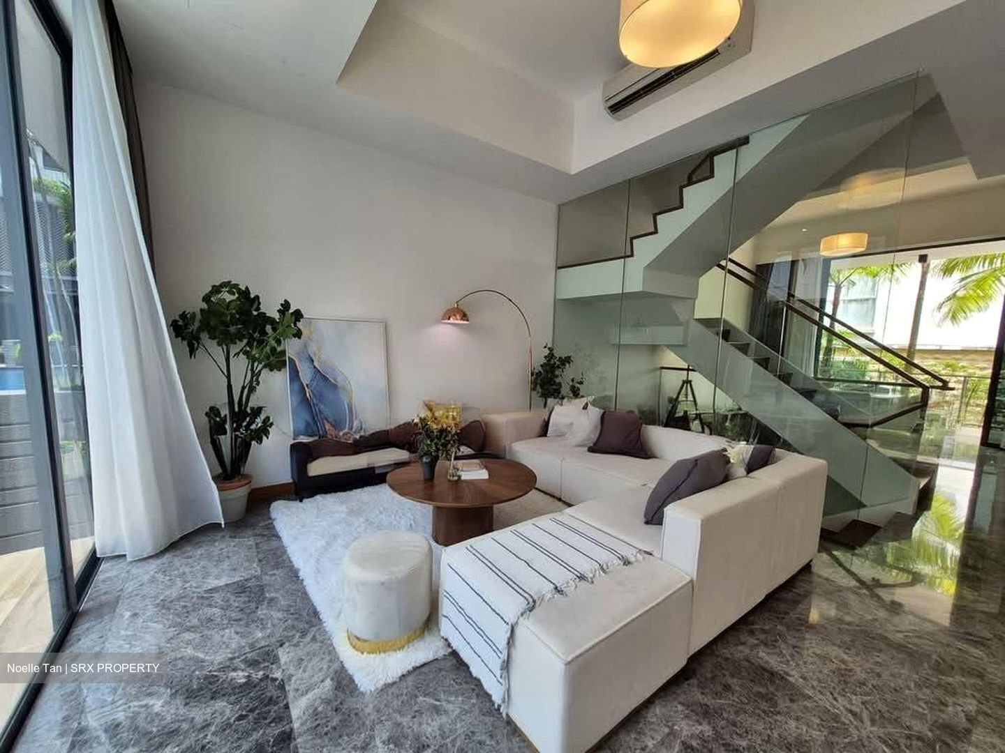 Alana (D28), Terrace #571862621